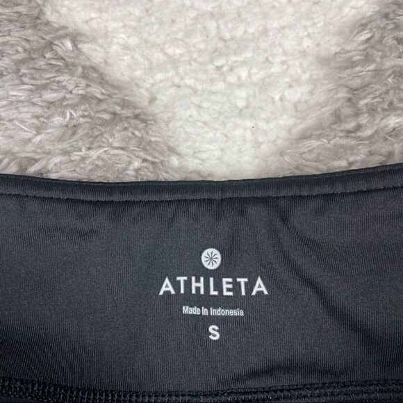Womens Athleta Shorts    - Picture 4 of 4